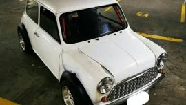 Selling Pearl White Mini Cooper 0 in Quezon