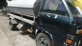 Black Isuzu Elf 1984 for sale in Bulacan