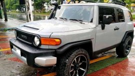 Selling Silver Toyota Fj Cruiser 2015 SUV at 50000 km in Manila