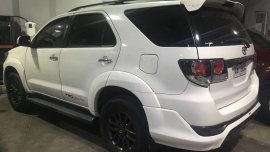 Pearl White Toyota Fortuner 2014 for sale in Manila
