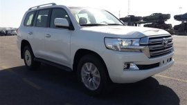 TOYOTA LANDCRUISER VX 2020