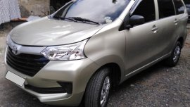 Selling White Toyota Avanza 2017 in Cebu City