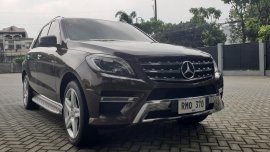 2014 Mercedes Benz ML 350 CDI. - AMG sports 