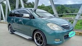 Sell Green 2011 Toyota Innova SUV / MPV in Manila