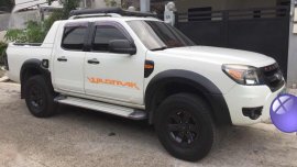 Selling Pearl White Ford Ranger 2009 in Quezon City
