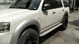 White Ford Everest 2007 for sale in Manila