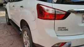 Sell Pearl White 2016 Isuzu Mu-X in Valenzuela