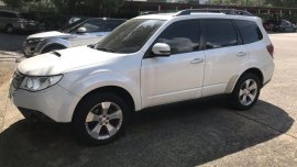 White Subaru Forester 2012 for sale in Makati