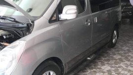 2015 Hyundai Grand Stares