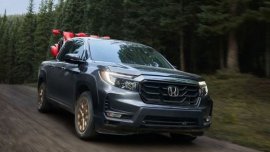  2021 Honda Ridgeline is a tough-looking and smart pickup truck