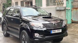 Sell Black 2016 Toyota Fortuner in Manila