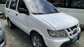 2014 Isuzu Crosswind XT