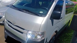 2020 Toyota Hi-ace Commuter