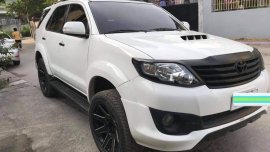 Selling White Toyota Fortuner 2016 in Subic