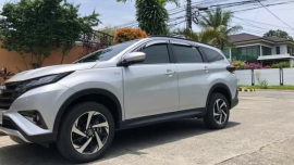 Toyota Rush G 2019 (  silver metallic )