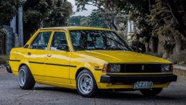 Sell Yellow Toyota Corolla 1983 in Manila