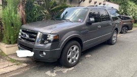 Sell Grey 2013 Ford Expedition in Quezon City
