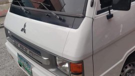 2011 Mitsubishi L300 FB Exceed