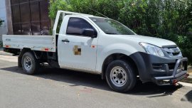 White Isuzu D-Max 2017 for sale in Quezon City
