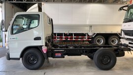 Sell Pearl White Mitsubishi Fuso in Quezon City