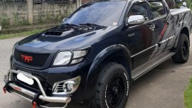 Blue Toyota Hilux 2014 for sale in Davao 