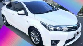Sell Pearl White 2015 Toyota Corolla Altis in Manila