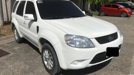 Pearl White Ford Escape 2012 for sale in Cebu