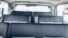 TOYOTA HIACE COMMUTER DELUXE ALL IN PROMO PM ME 