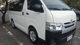 2017 Toyota Hiace Commuter