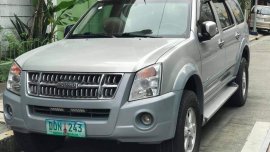 Silver Isuzu Alterra 2008 for sale in Makati City