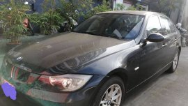 BLACK BMW 320I 2008