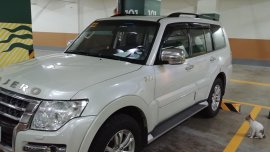 White Mitsubishi Pajero 2015 acquired 2016