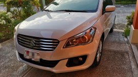 Selling White Suzuki Ciaz 2017 in Cavite