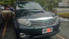 Selling Black Toyota Fortuner 2015 in Manila