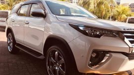 White Toyota Fortuner 2019 for sale in Bacoor
