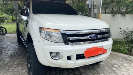 Selling White Ford Ranger XLT 2014 in Davao