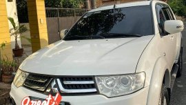 Selling White Mitsubishi Montero 2014 in Las Piñas