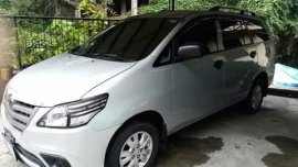 Toyota Innova E 2015