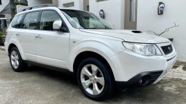 Selling White Subaru Forester 2011 in Manila