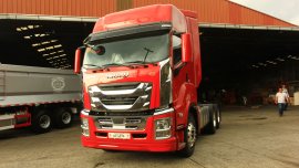 Selling Brand New Isuzu Giga EXZ 6x4 Tractor Head Prime Mover 10 wheel