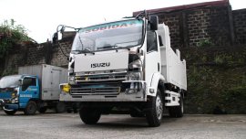 Selling Isuzu FRR Forward dump truck 6 wheel 4x2
