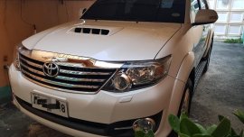 Pearl White Toyota Fortuner 2015 for sale in Cabanatuan
