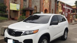 Selling Pearl White Kia Sorento 2012 in Bauang