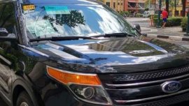 Selling Black Ford Explorer 2014 in Burgos