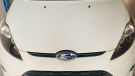 Pearl White Ford Fiesta 2011 for sale in San Fernando