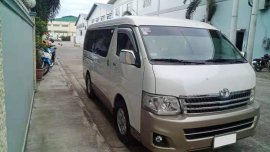 Toyota Hi-Ace Super Grandia 2011