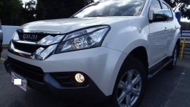 Selling White Isuzu Mu-X 2016 SUV in Manila