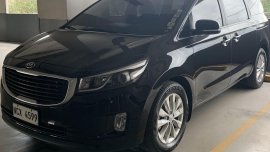 Selling Black Kia Grand Carnival 2016 in Quezon City