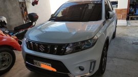 Selling Pearl White Suzuki Vitara 2020 in Angono
