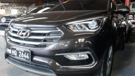 Sell Grey 2016 Hyundai Santa Fe in Manila